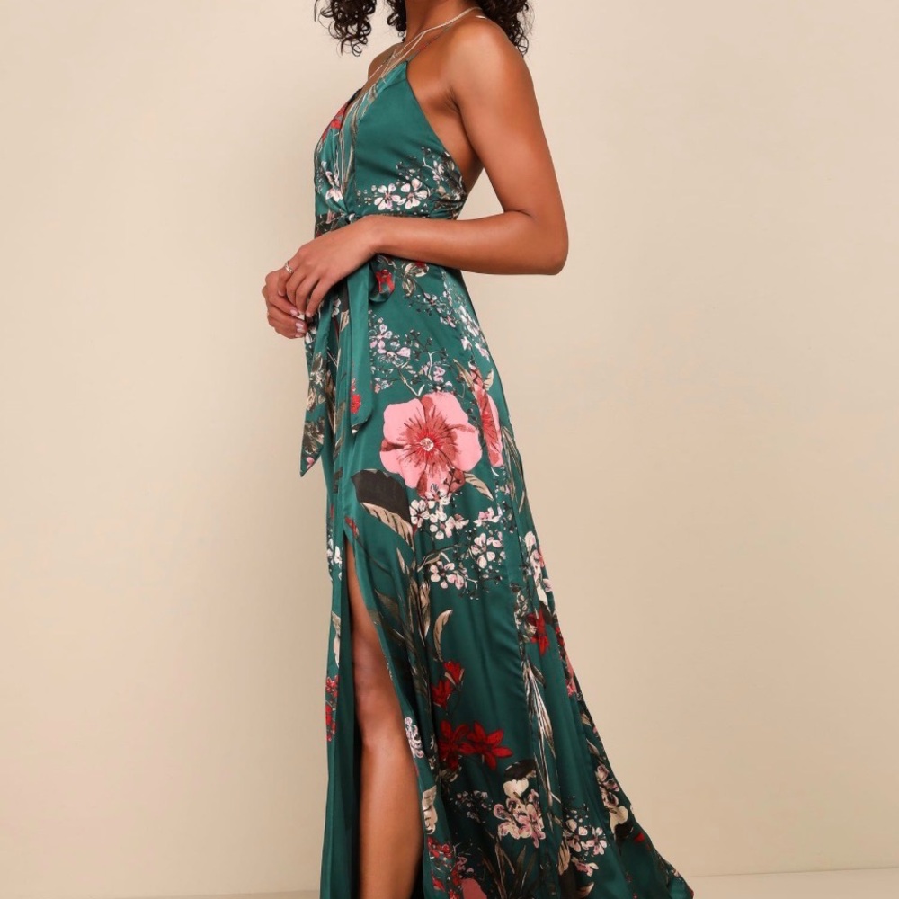 Lulu's Floral Maxi Dress in Light Blue and Red - Picture 4 of 4